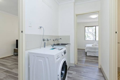 Fabulous Location Near Perth Zoo With Free Parking - Accommodation Perth 2