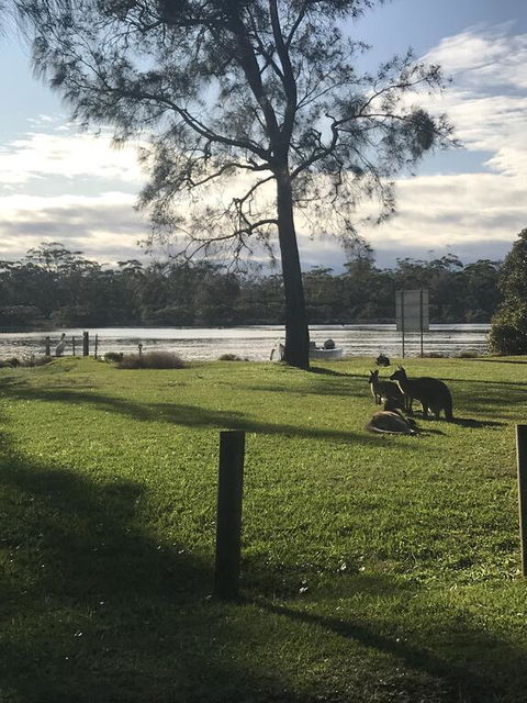 FAIRVIEW 25A - Waterfront Home - Accommodation Perth 3