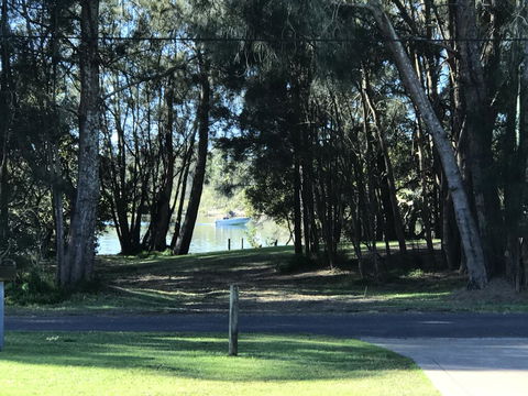 FAIRVIEW 25A - Waterfront Home - Accommodation Perth 0