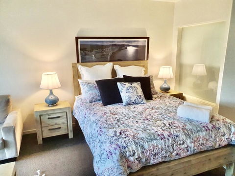 FAMILY ISLAND GETAWAY - BEACHFRONT APARTMENT - Accommodation Perth 1