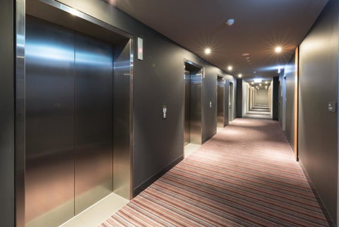 Family Loved-2BR Apt @ Docklands - Free Parking - Accommodation Perth 2