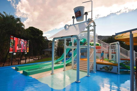 FAMILY PARADISE - Accommodation Perth 3