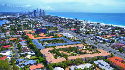 FAMILY PARADISE - Accommodation Perth 1