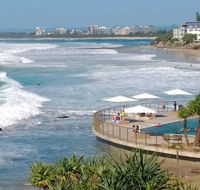 Family Romance Fun on Kings Beach - Accommodation Perth