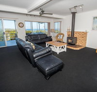 Fingal Bay Beach House 32 Lentara Street - Accommodation Perth