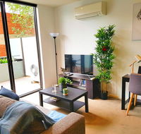 FITZROY FANTASTIC 1BR APT with FREE WINE NETFLIX WIFI close to TRAMS COLES - Accommodation Perth