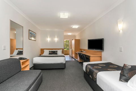 Flag Motor Lodge - Perth Resorts 3
