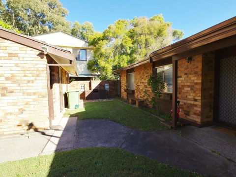 Fravent House - Accommodation Perth 2
