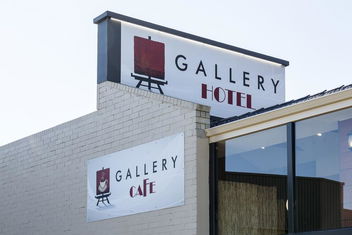Gallery Hotel with Accommodation Perth