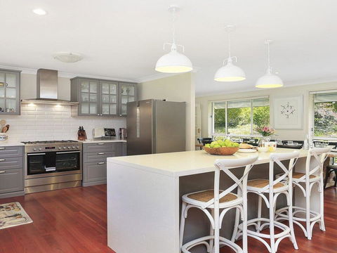 Garland Park - 3 Night Weekends For Price Of 2 - Accommodation Perth 0