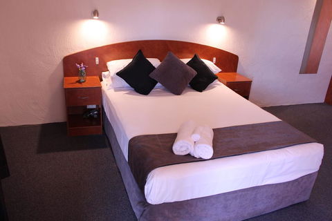 Gateway Motor Inn - Accommodation Perth 0