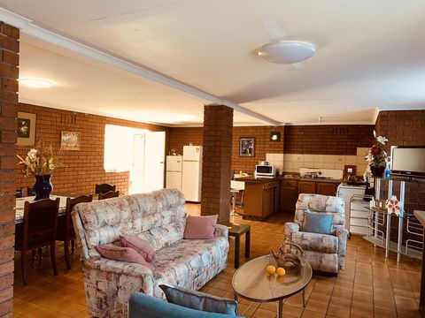 Gertz Home - Accommodation Perth 1