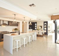 Getaway on Poplars - Comfortable and well-appointed - Accommodation Perth
