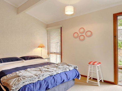 Gibraltar Getaway - Cute, Comfortable & Close To Town - Accommodation Perth 3