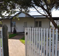 Girraween House - Accommodation Perth