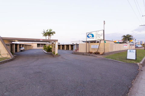 Gladstone Motel - Perth Resorts 0