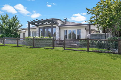 Glendower - Accommodation Perth 2