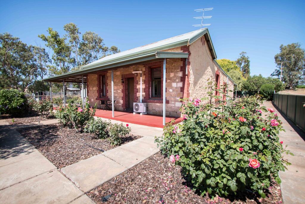Wall Flat SA Accommodation Perth