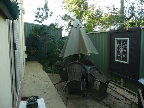 Golden Rivers Holiday Apartments - Perth Resorts 2