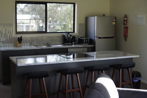Goolwa Spa & River Retreat House - Accommodation Perth 2