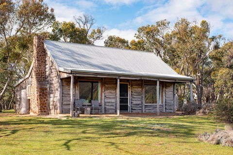 Grampians Pioneer Cottages - Accommodation Perth 0