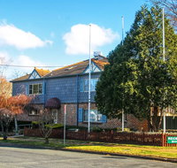 Grand Country Lodge - Perth Resorts