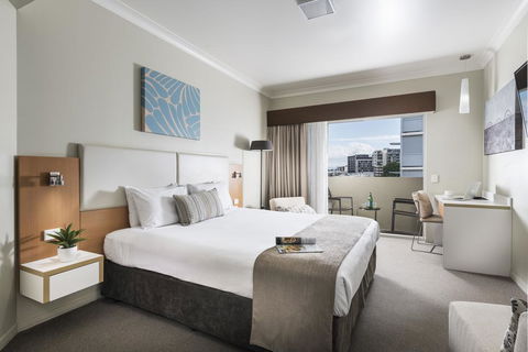 Grand Hotel And Apartments Townsville - Accommodation Perth 0