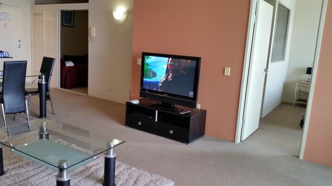 Grand Hotel Apartments Gold Coast By Owner - Accommodation Perth 2