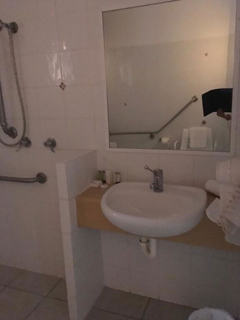Great Divide Motor Inn - Perth Resorts 3