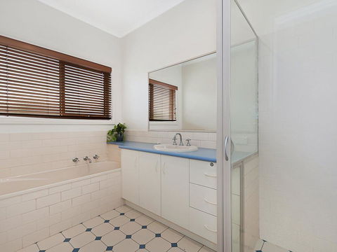 GUILDFORD COTTAGE - Accommodation Perth 1