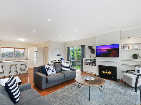 GUILDFORD COTTAGE - Accommodation Perth 2