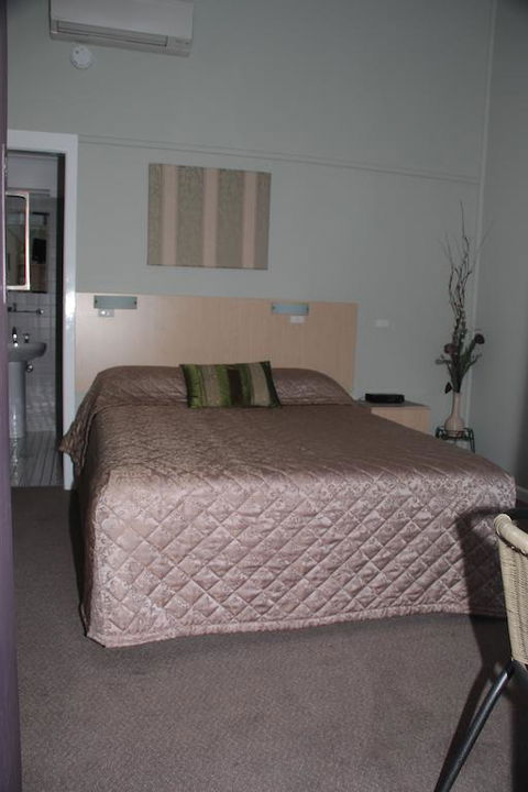 Gundagai Motel - Perth Resorts 3