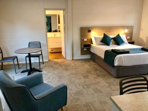 Gundagai Tourist Suites - Perth Resorts 0