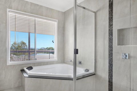 Hamblin - Perth Resorts 3