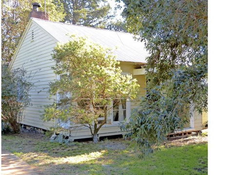 Happy Cozy House For Holidays, Beach, BBQ, Pet Friendly 35kms From CBD In Country Life Style !!! - Accommodation Perth 1