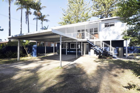 Happy Tides - Accommodation Perth 2