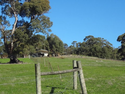 Hawksview At Mafeking - Accommodation Perth 3