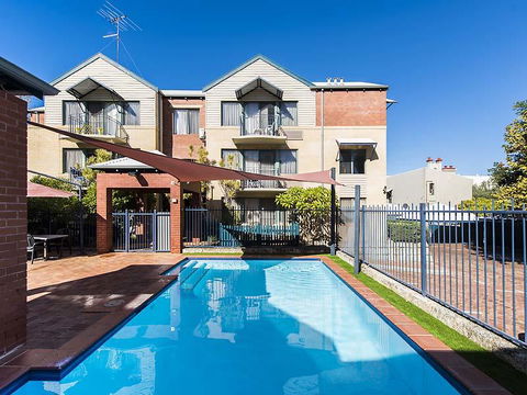Hay St - Subi - Accommodation Perth 0