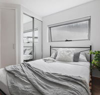 Heart of Sandringham Apartment by Ready Set Host - Accommodation Perth