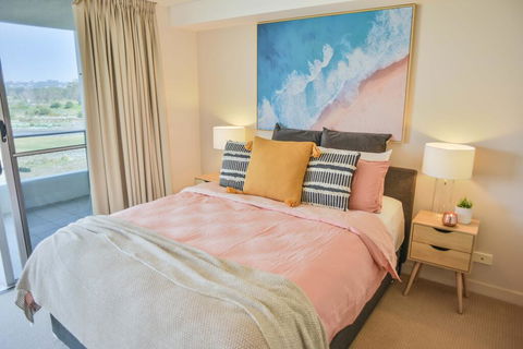 Heart Of The Sunny Coast - 2 Resort Pools, Gym NOW OPEN! Walk To Sunshine Plaza - Perth Resorts 3