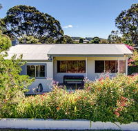 Henny's of Merimbula - Accommodation Perth
