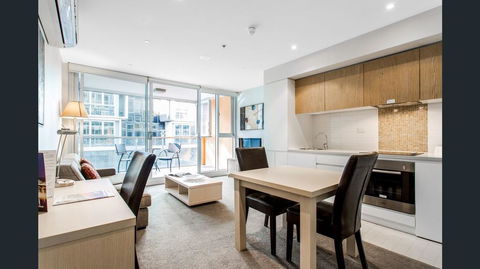 Hi 5 Star Luxury Adelaide City Apartment - Perth Resorts 3