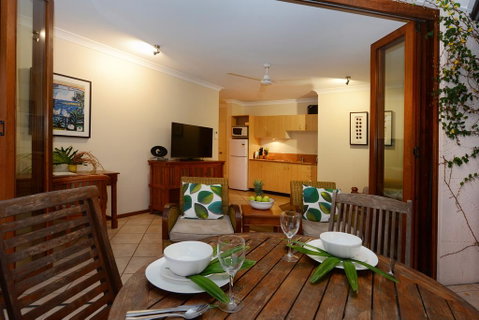 Hibiscus Hideaway - Accommodation Perth 3
