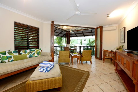 Hibiscus Hideaway - Accommodation Perth 0