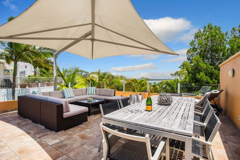Hidden Rainforest Oasis, Little Cove - Perth Resorts 1