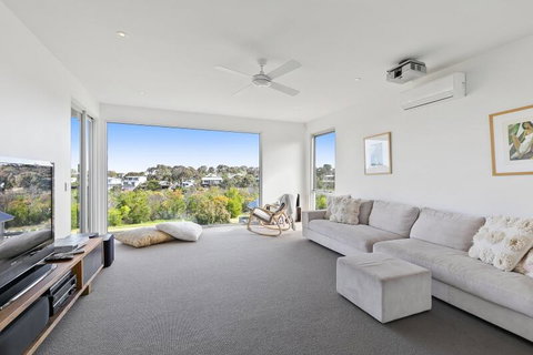 Highlander Haven 15 - Accommodation Perth 3