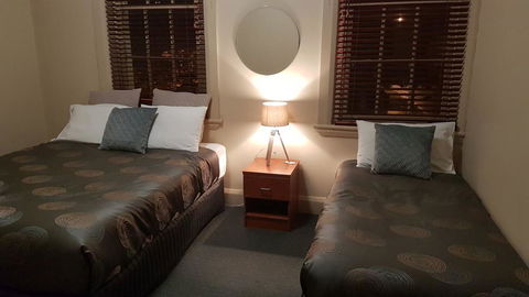 Highlands Hotel - Perth Resorts 1