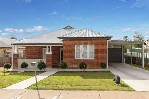 Home Away From Home - Accommodation Perth 0