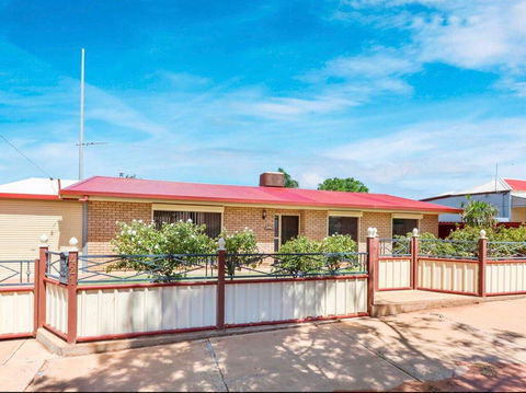 Home Away From Home - Perth Resorts 0