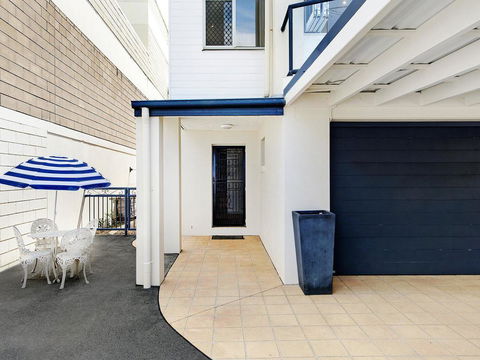 Home By The Sea - Perth Resorts 1